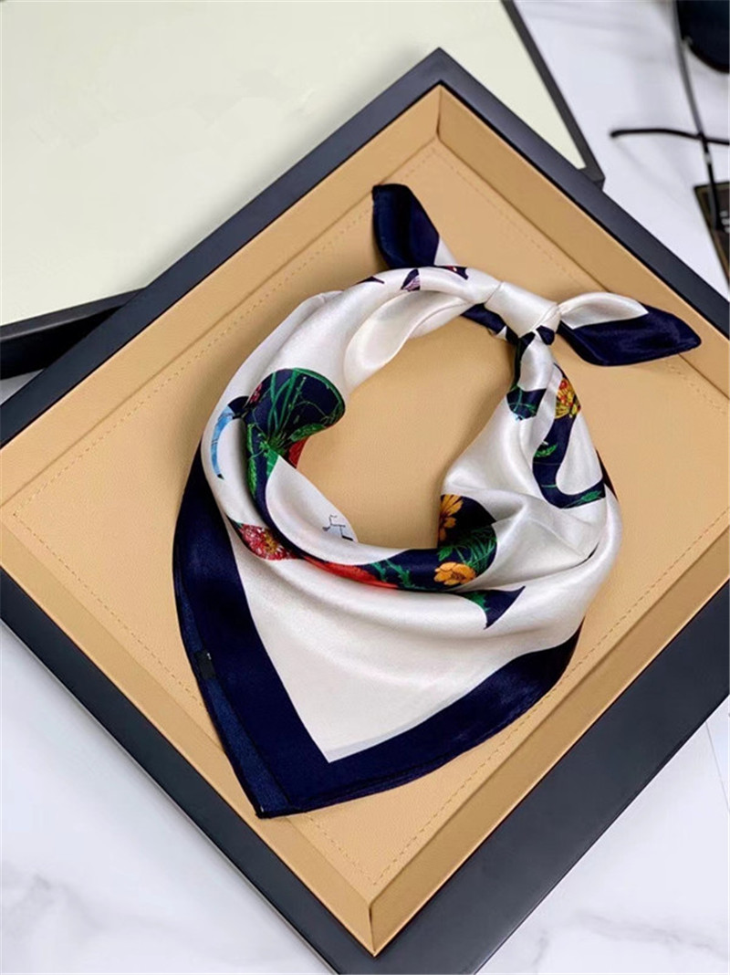 fashion Design women scarf printing printed handbag scarfs neckties hair bundles polyester material as gift 53*53cm, Blue;gray
fashion Design women scarf printing printed handbag scarfs neckties hair bundles polyester material as gift 53*53cm, Blue;gray
