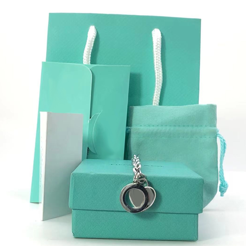 heart bracelet women couple stainless steel Link chain on hand fashion jewelry Gift for girlfriend Valentine Day Accessories wholesale
heart bracelet women couple stainless steel Link chain on hand fashion jewelry Gift for girlfriend Valentine Day Accessories wholesale