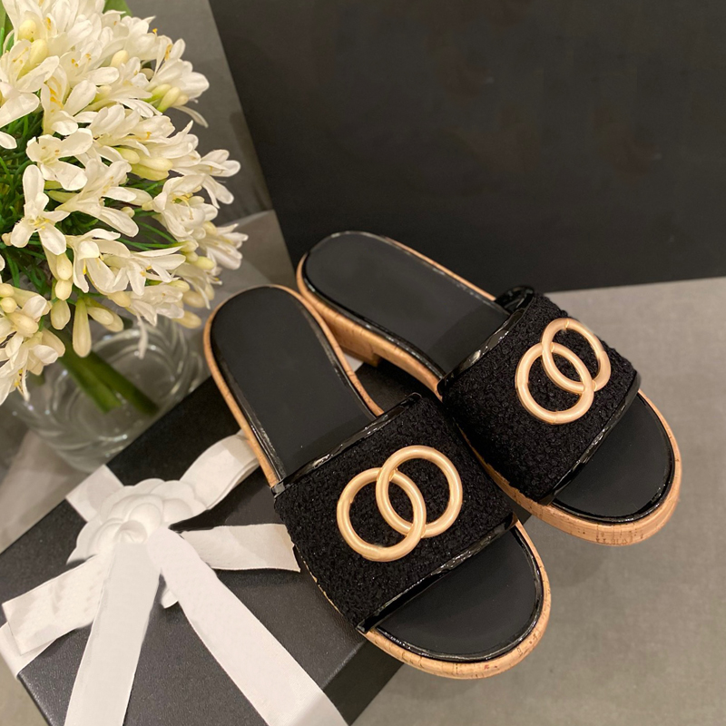 2021Top Quality luxuries designer Men's Women's Slippers Sandals Shoes Slide Summer Fashion Wide Flat Flip Flops With Box Size, Fashion sandals
2021Top Quality luxuries designer Men's Women's Slippers Sandals Shoes Slide Summer Fashion Wide Flat Flip Flops With Box Size, Fashion sandals