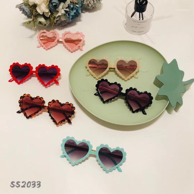 Sunglasses The Heart Wavy Edge Plastic Glasses 2033 Baby Children's Personality Uv400 Shading Mirror Manufacturer1
Sunglasses The Heart Wavy Edge Plastic Glasses 2033 Baby Children's Personality Uv400 Shading Mirror Manufacturer1