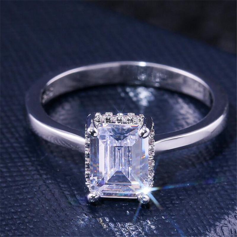 Choucong Simple Fashion Jewelry Wedding Rings 925 Sterling Silver Emerald Cut White Topaz CZ Diamond Gemstones Party Couple Women Engagement Bridal Ri