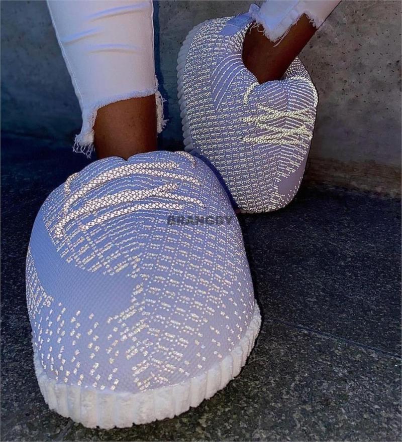 Women's/Men Winter Cotton Shoes Cute Cartoon Animal Warm Home Plush Woman Male Foam Sneakers Bread Fat Slippers Size 36-44, Black
Women's/Men Winter Cotton Shoes Cute Cartoon Animal Warm Home Plush Woman Male Foam Sneakers Bread Fat Slippers Size 36-44, Black