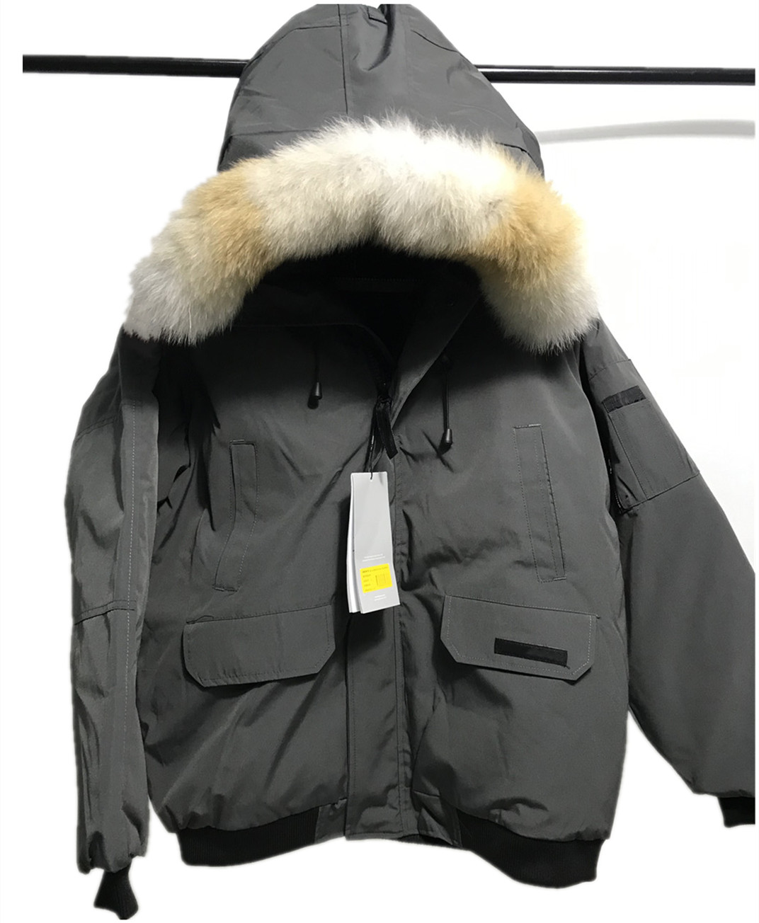 Mens down jacket winter cold Coats Parkas Outerwear protection Windproof fashion warm coat with fur keep ccomfortable thicken Bomber jackets Removable fur collar, Navy blue
Mens down jacket winter cold Coats Parkas Outerwear protection Windproof fashion warm coat with fur keep ccomfortable thicken Bomber jackets Removable fur collar, Navy blue