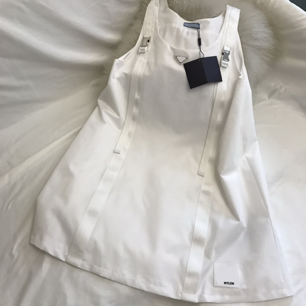 Casual Dresses Spring Summer Women Dress High Quality Fashion Short Sleeve Skirt 8 Different Models Re Nylon Material Siamese 6MKT, Ly5319
Casual Dresses Spring Summer Women Dress High Quality Fashion Short Sleeve Skirt 8 Different Models Re Nylon Material Siamese 6MKT, Ly5319