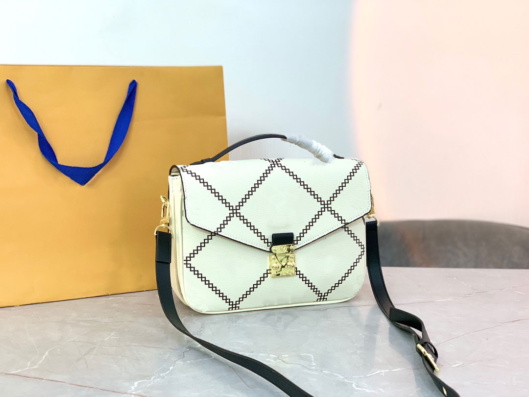New Crossbody Bag Womens Messenger Bag Pochette handbag handbags Limited Style Chain Leather Shoulder Bags Diagonal S-Lock, For consultation
New Crossbody Bag Womens Messenger Bag Pochette handbag handbags Limited Style Chain Leather Shoulder Bags Diagonal S-Lock, For consultation
