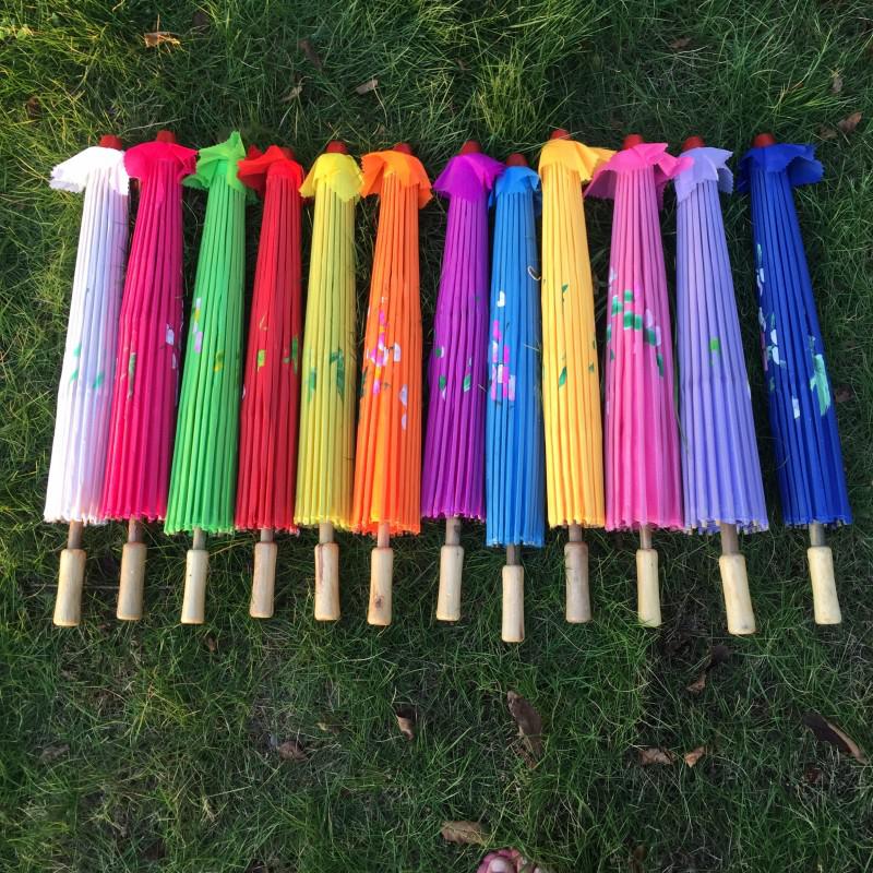 2021 100pcs/lot hand-painted flower design 12colors Chinese art umbrella bamboo frame silk parasol for bride & bridemaide