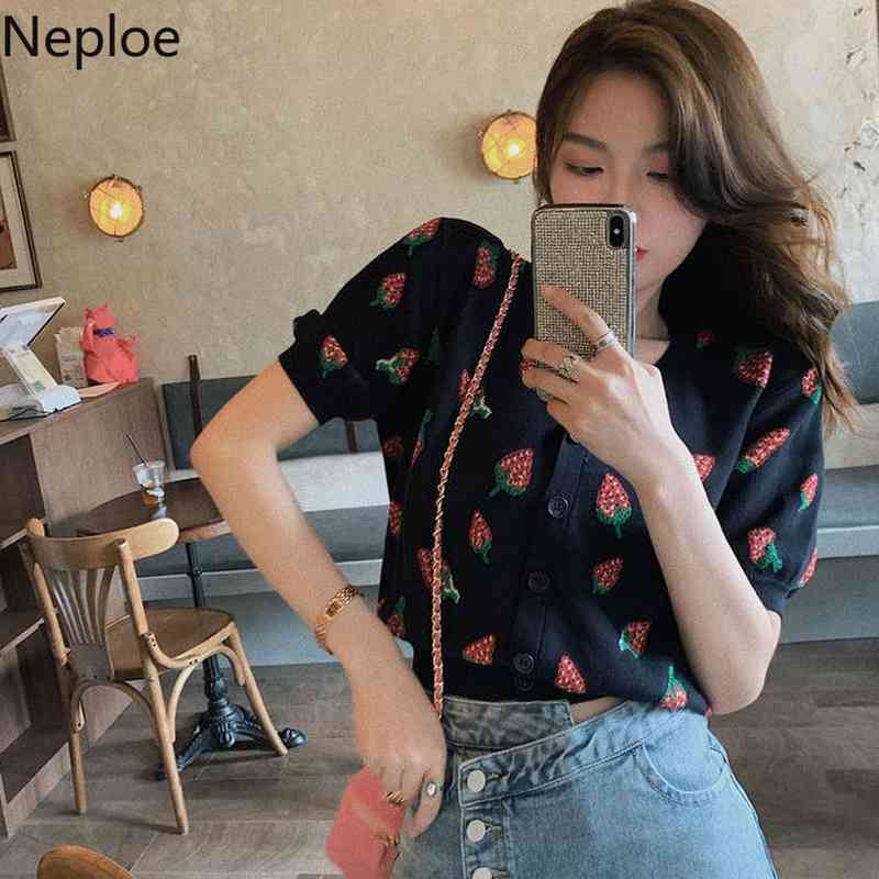 Neploe Black Knitted Cardigan Women Summer Sweet Strawberry V Neck Crop Tops Korean Fashion Thin Short Sleeve Sweater T Shirt 210422