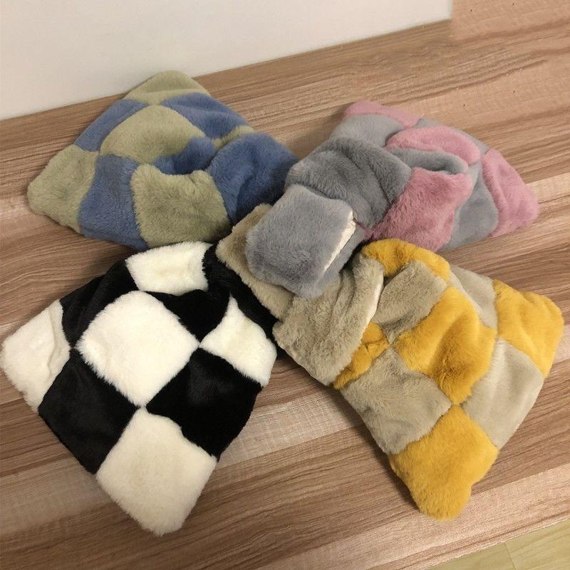 Evening Bags Winter Soft Plush Ladies Shoulder Tote Color Plaid Women Faux Fur Simple Handbags Female Small Purse Underarm Bag
Evening Bags Winter Soft Plush Ladies Shoulder Tote Color Plaid Women Faux Fur Simple Handbags Female Small Purse Underarm Bag