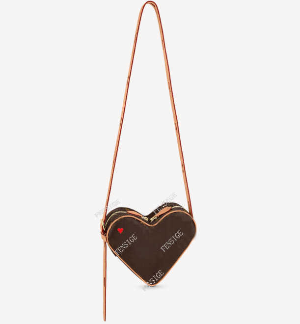 M57456 GAME ON COEUR Mini Desinger red heart Shaped handbag calf leather women canvas embossed crossbody evening shoulder bag purse, Others
M57456 GAME ON COEUR Mini Desinger red heart Shaped handbag calf leather women canvas embossed crossbody evening shoulder bag purse, Others
