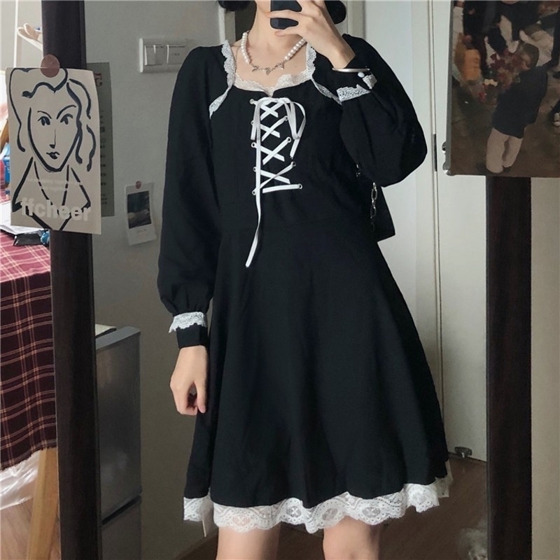 Japanese Gothic Women Black Mini Dress Square Collar Bandage Punk Style Halloween Cute Kawaii Lace Ruffles Cosplay Costume 210601
Japanese Gothic Women Black Mini Dress Square Collar Bandage Punk Style Halloween Cute Kawaii Lace Ruffles Cosplay Costume 210601