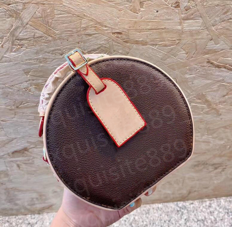 Womens luxurys designers bags 2021 Handbags purses Shoulder Crossbody Bucket women Original Brand Fashion real genuine Leather top quality round circle brown
Womens luxurys designers bags 2021 Handbags purses Shoulder Crossbody Bucket women Original Brand Fashion real genuine Leather top quality round circle brown