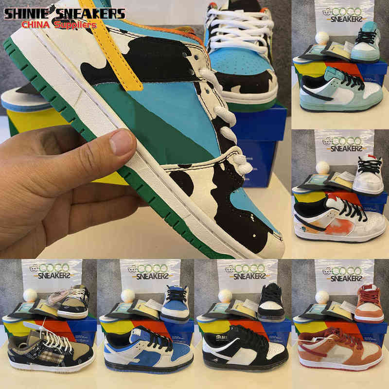 SB Low Dunk PRM Medium Curry Dunks Men Women Platform Shoes Designer Skateboard Sneakers Mens Chaussures
SB Low Dunk PRM Medium Curry Dunks Men Women Platform Shoes Designer Skateboard Sneakers Mens Chaussures