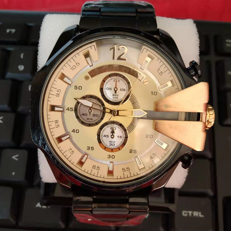 Luxury Mens Watch dz4318 Large Dial Stainless Steel Quartz With Calendar Men Watches Wristwatches montres pour hommes
Luxury Mens Watch dz4318 Large Dial Stainless Steel Quartz With Calendar Men Watches Wristwatches montres pour hommes
