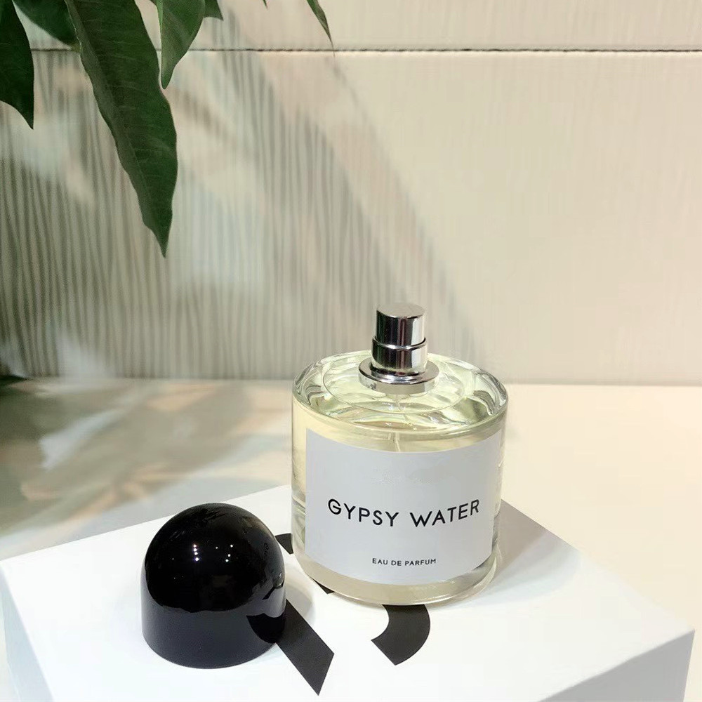 new Perfume 100ml Byredo spray LA TULIPE LIL FLEUR super cedar Bal d'Afrique Gypsy Water Mojave Ghost Blanche ROSE Perfume HIgh quality Parfum
new Perfume 100ml Byredo spray LA TULIPE LIL FLEUR super cedar Bal d'Afrique Gypsy Water Mojave Ghost Blanche ROSE Perfume HIgh quality Parfum