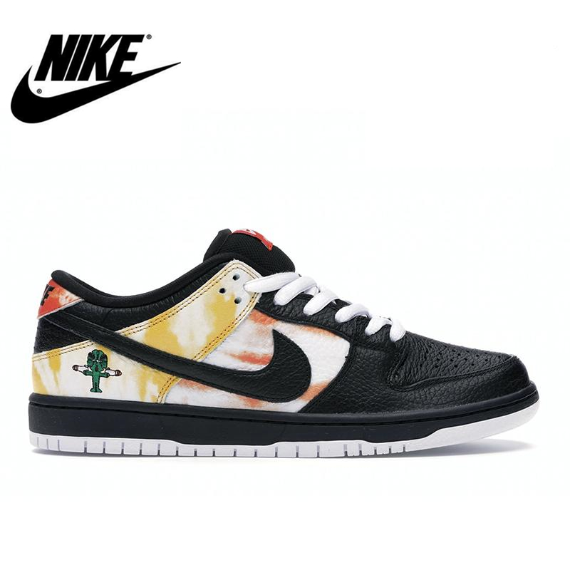 Luxury Designer Nike Sb Dunks Men Women Shoes Black White Off Spartan Green Sunset Pulse Camcorder Laser Orange Chunky Dunky Skate Sports Sn
Luxury Designer Nike Sb Dunks Men Women Shoes Black White Off Spartan Green Sunset Pulse Camcorder Laser Orange Chunky Dunky Skate Sports Sn