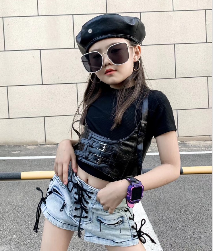 Girls fashion clothing sets 2021 kids cotton short sleeve T-shirt tops + waistband jacket vest 2pcs suits children Trendy outfits S1151, As the picture
Girls fashion clothing sets 2021 kids cotton short sleeve T-shirt tops + waistband jacket vest 2pcs suits children Trendy outfits S1151, As the picture