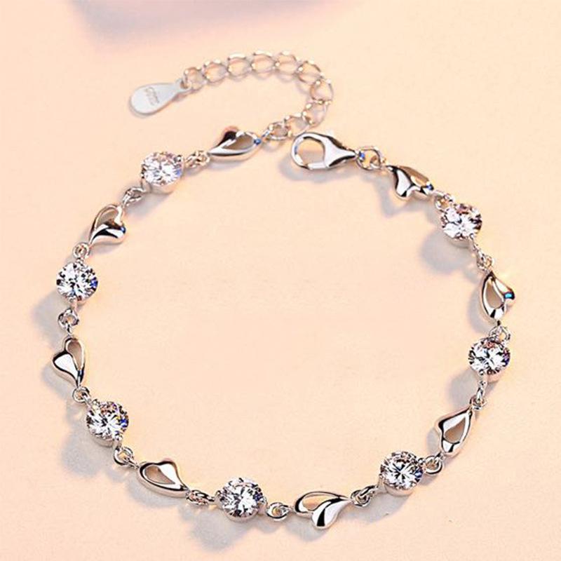 Bangle Fashion Bracelet For Women 18K Platinum Korean Versiosimple Low Luxury Zircon, Black
Bangle Fashion Bracelet For Women 18K Platinum Korean Versiosimple Low Luxury Zircon, Black