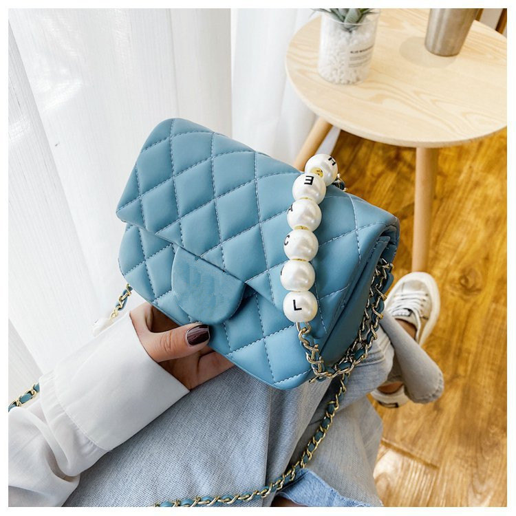 new women leather handbags female mother package bag hand mother bill of lading shoulder bag
new women leather handbags female mother package bag hand mother bill of lading shoulder bag