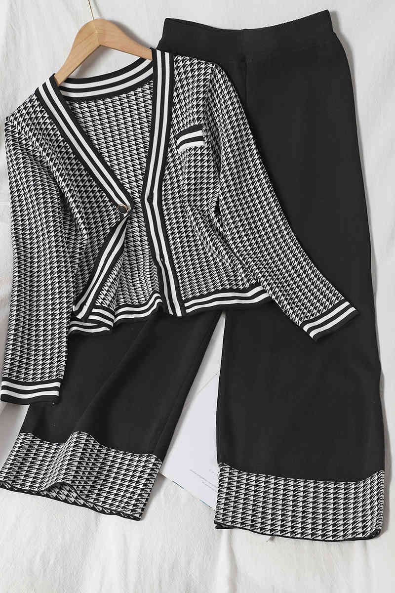 Elegant Women Two Pieces Set Vintage Plaid Cardigan Wide Leg Pants Korean Conjuntos Lady Suit Fashion 2 Sets 210519