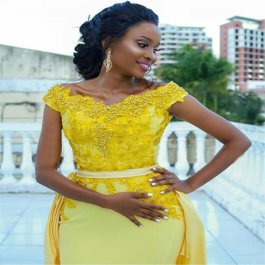 Off Shoulder Yellow Mermaid Bridesmaid Dresses 2021 Applique Lace Beads Vestidos Detachable Train Long Wedding Party Dress Prom Gowns
