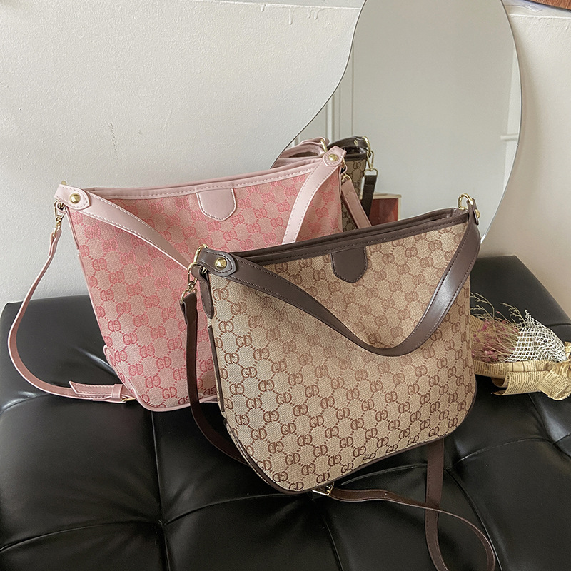 Top Quality 2021 Shopping Luxurys Designer Handbag Shoulder Bags handle Open Fashion Totes Lash package Women Purse Letter PU Leather Practical Clutch Wallet, Pink
Top Quality 2021 Shopping Luxurys Designer Handbag Shoulder Bags handle Open Fashion Totes Lash package Women Purse Letter PU Leather Practical Clutch Wallet, Pink