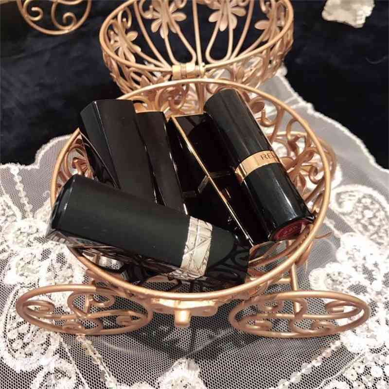 Golden iron hollowed out pumpkin car storage ornaments home living room small candle table lamp creative decoration
Golden iron hollowed out pumpkin car storage ornaments home living room small candle table lamp creative decoration