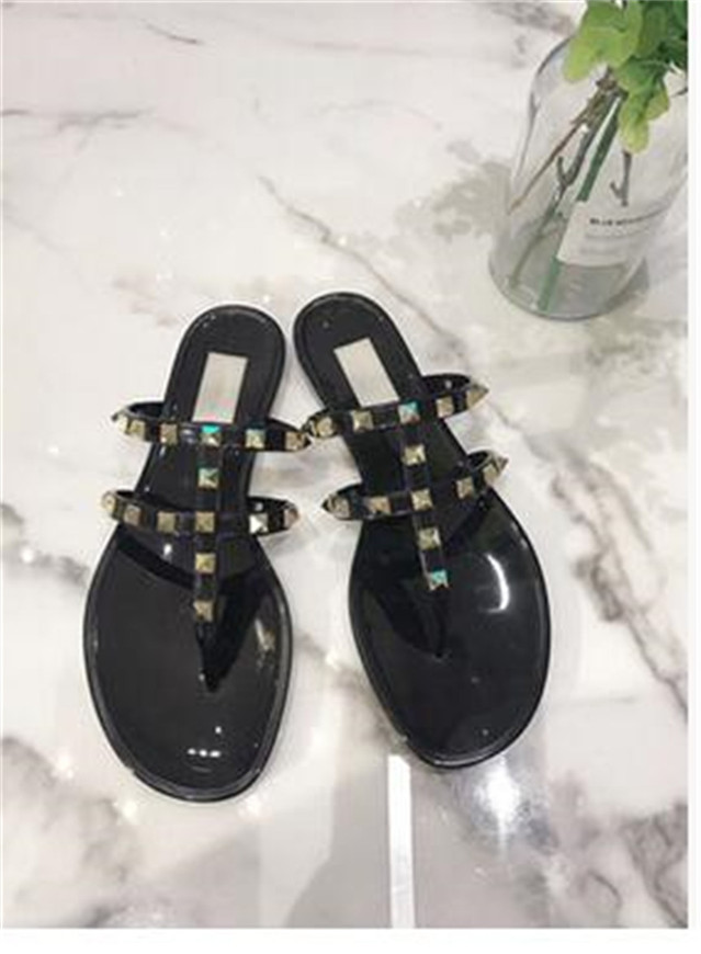 2021 Women Designer Sandals Rivets Brands Bow Knot Flat Slippers Sandal Studded Girl Shoes Cool Beach Jelly Platform Slides Lady Flip Flops 35-40, Chocolate
2021 Women Designer Sandals Rivets Brands Bow Knot Flat Slippers Sandal Studded Girl Shoes Cool Beach Jelly Platform Slides Lady Flip Flops 35-40, Chocolate