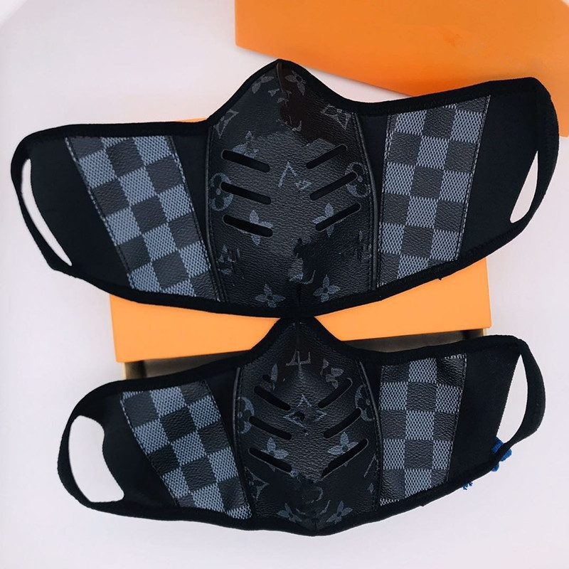 wholesale fashion letter pattern Designer Masks classic modern unisex Windproof veil
wholesale fashion letter pattern Designer Masks classic modern unisex Windproof veil