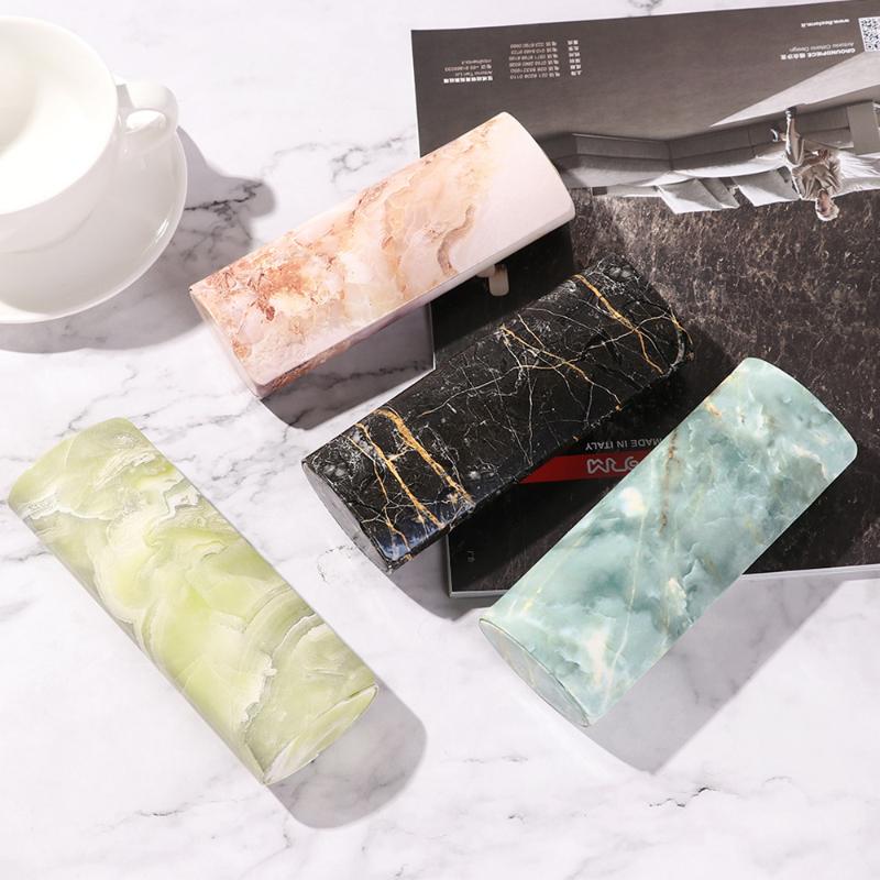 Other Fashion Accessories Magnetic Glasses Box Unisex Portable Sunglasses Case Optical Reading Eyewear Protector
Other Fashion Accessories Magnetic Glasses Box Unisex Portable Sunglasses Case Optical Reading Eyewear Protector