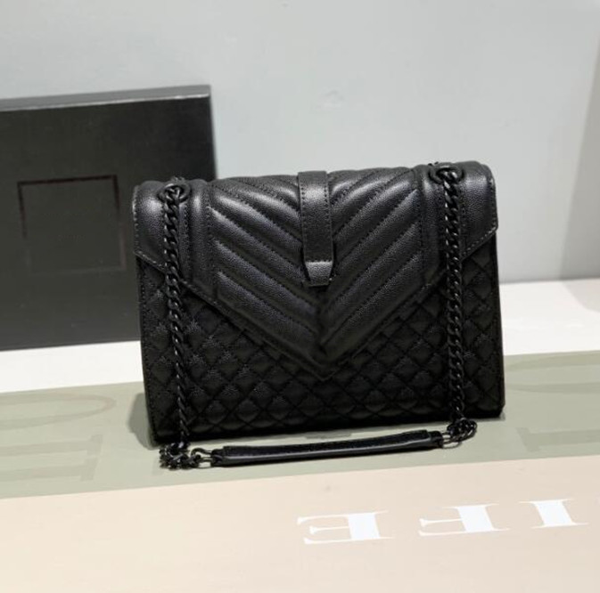 Handbags Women Luxurys Designer bag Genuine leather bag with letters woman chains messenger bags Wholesale shoulder handbag, V check black and golden chain
Handbags Women Luxurys Designer bag Genuine leather bag with letters woman chains messenger bags Wholesale shoulder handbag, V check black and golden chain