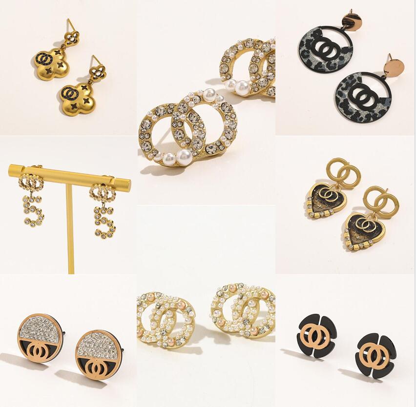luxury brand desigenr 18K gold plated Stud earrings Geometry flowers 100% stainless steel pearl crystal rhinestone pendant earring womens wedding Jewelry gift
luxury brand desigenr 18K gold plated Stud earrings Geometry flowers 100% stainless steel pearl crystal rhinestone pendant earring womens wedding Jewelry gift