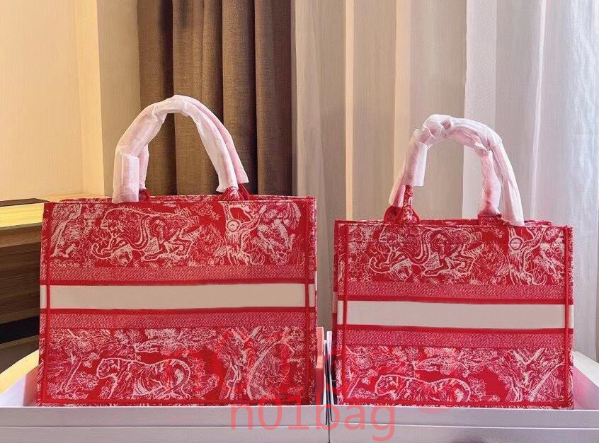 High Quality Designers Classic Colorful Book Totes Bag Designer Handbag Handbags Large Capacity Travel Canvas Shopping Bags
High Quality Designers Classic Colorful Book Totes Bag Designer Handbag Handbags Large Capacity Travel Canvas Shopping Bags