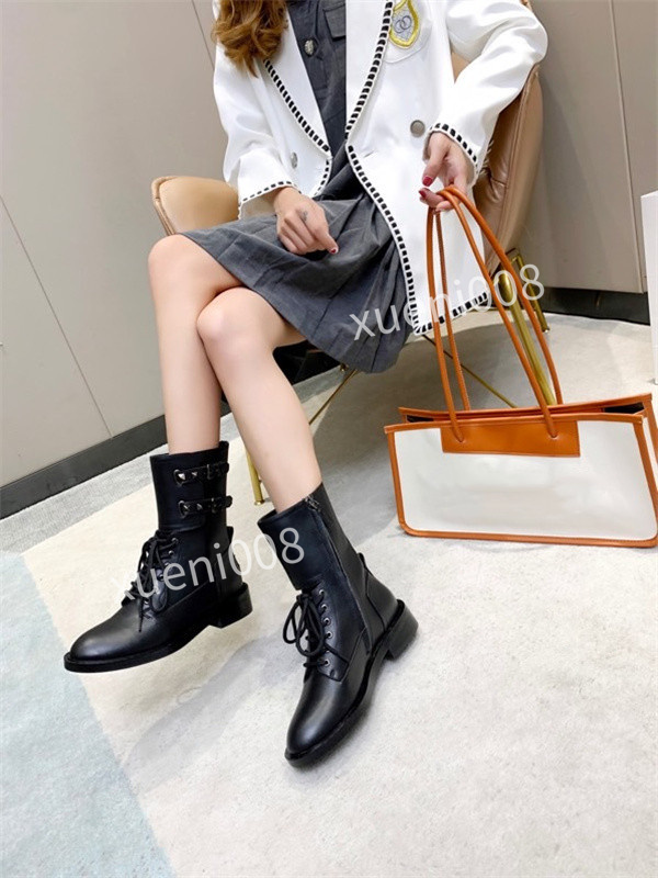 2021 men women boots Smooth Leather Oxford 35-41 Winter Shoes Ankle Half Black white Bordeaux Red Pumpkin mens fashion platform boot zh211028, 01
2021 men women boots Smooth Leather Oxford 35-41 Winter Shoes Ankle Half Black white Bordeaux Red Pumpkin mens fashion platform boot zh211028, 01