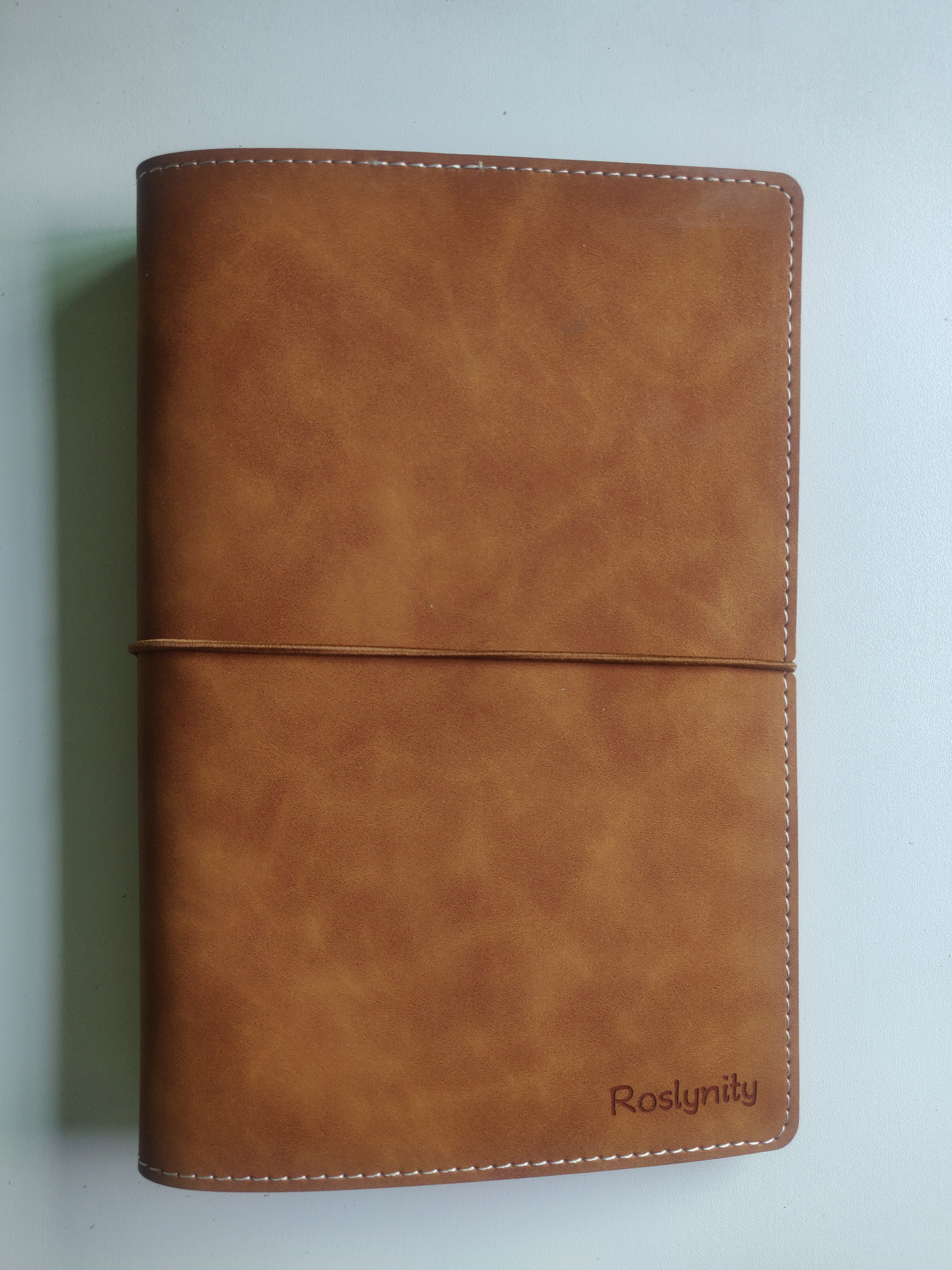Roslynity Photograph albums Multifunctional Travel PU Passport Holder Leather Passport Bag
Roslynity Photograph albums Multifunctional Travel PU Passport Holder Leather Passport Bag