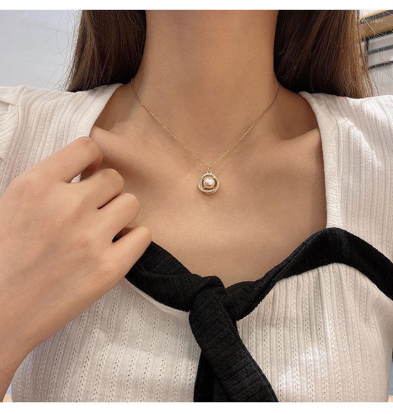 Pendant Necklaces 316L Stainless Steel Bijoux Circle Design Cubic Zirconia Necklace Gold Color Titanium Clavicle Chain Collier
Pendant Necklaces 316L Stainless Steel Bijoux Circle Design Cubic Zirconia Necklace Gold Color Titanium Clavicle Chain Collier