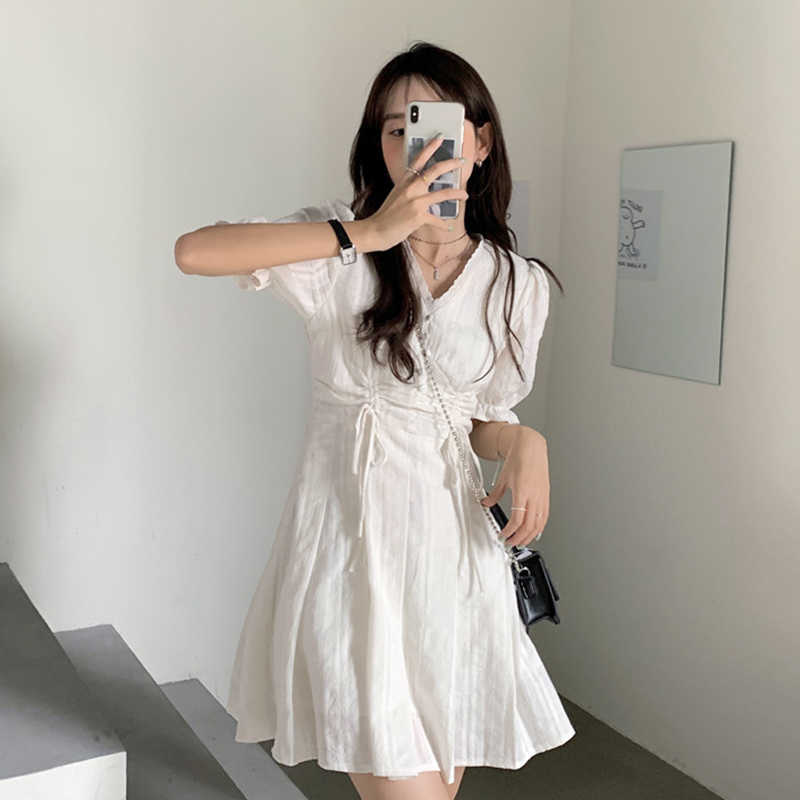 LY VAREY LIN Summer Women Sweet V-neck Puff Sleeve High Waist Short Dress Casual Female Lace Buttons Lace-up White Dresses 210526
LY VAREY LIN Summer Women Sweet V-neck Puff Sleeve High Waist Short Dress Casual Female Lace Buttons Lace-up White Dresses 210526