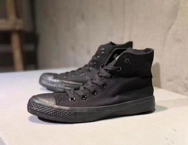 2021 Men's/Women's Canvas Casual Shoes Low/high top Classic men women sneakers Big Size 35-45, Black
2021 Men's/Women's Canvas Casual Shoes Low/high top Classic men women sneakers Big Size 35-45, Black