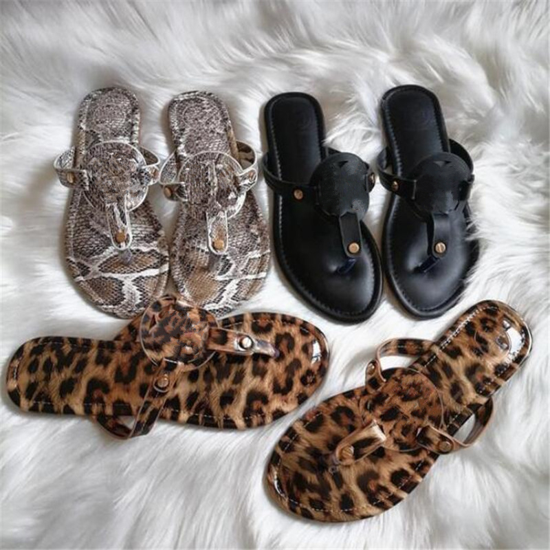 top luxury Designer flip-flops Women Slippers Rubber Slides Sandal Flat Blooms Fashion Shoes Beach
top luxury Designer flip-flops Women Slippers Rubber Slides Sandal Flat Blooms Fashion Shoes Beach