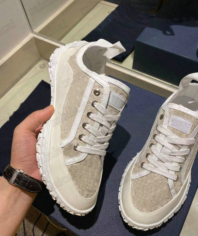 B28 High-top Designer Mens Sneakers 2021SS Oblique Jacquard Italy b28 Low-top Canvas Trainers Runners Breathable Casual Shoes, No shoes;for difference fees
B28 High-top Designer Mens Sneakers 2021SS Oblique Jacquard Italy b28 Low-top Canvas Trainers Runners Breathable Casual Shoes, No shoes;for difference fees