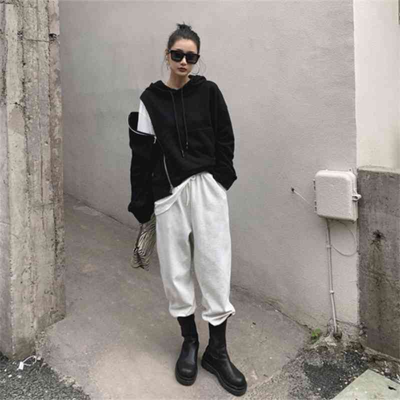 Autumn and winter 2021 new Korean hooded Pullover women' loose lazy coat off shoulder personalized zipper sleeve top, Black
Autumn and winter 2021 new Korean hooded Pullover women' loose lazy coat off shoulder personalized zipper sleeve top, Black