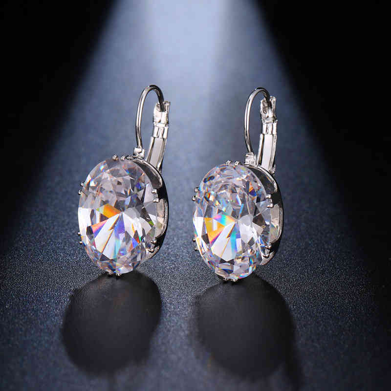 Oval Shape Crystal Earring 6 Colors Cubic Zirconia Stone Hoop Earrings For Women and Girls Fashion Party Jewelry, Golden
Oval Shape Crystal Earring 6 Colors Cubic Zirconia Stone Hoop Earrings For Women and Girls Fashion Party Jewelry, Golden