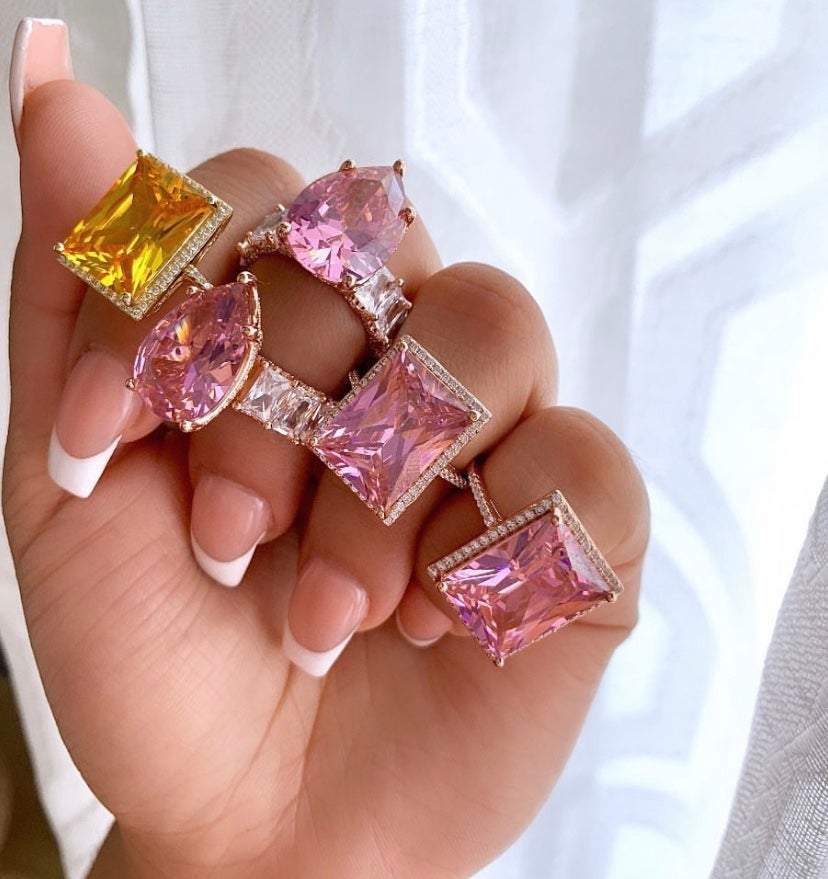 big pink pear shape accent stone Rose gold pricess cut full cz band wedding engagment ring for women
big pink pear shape accent stone Rose gold pricess cut full cz band wedding engagment ring for women