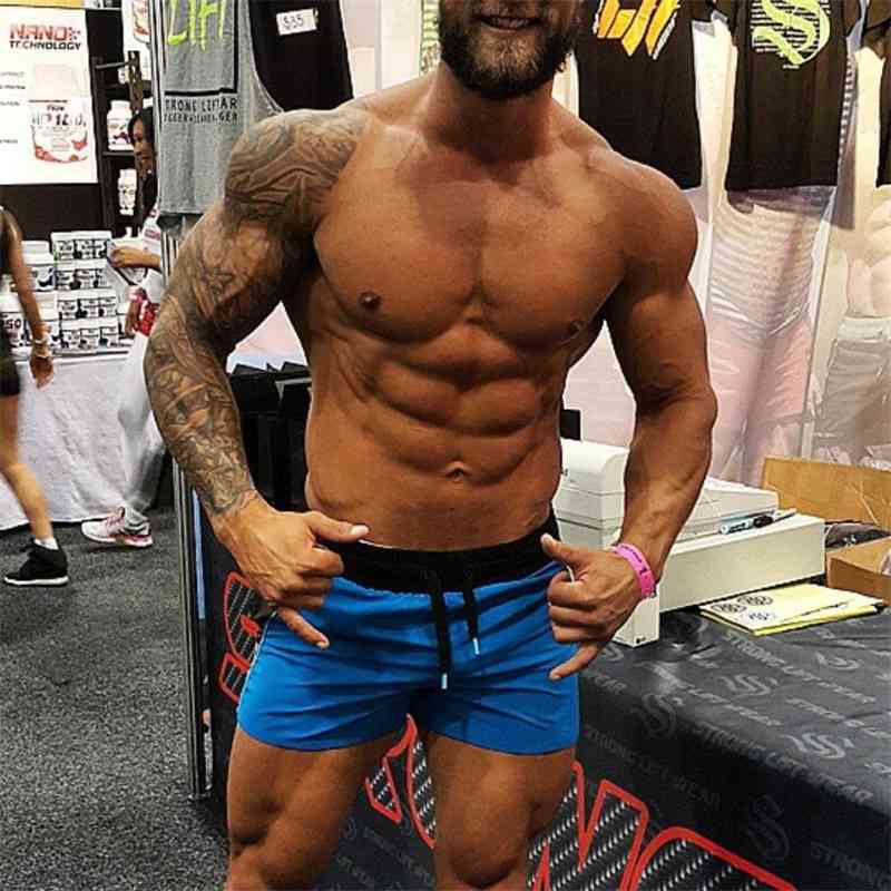 Mens Shorts Summer Casual Bermuda Beach Shorts Men Gyms Sporting Bodybuiding Short Pants Quick Dry Mesh Shorts Fitness Clothing 210322