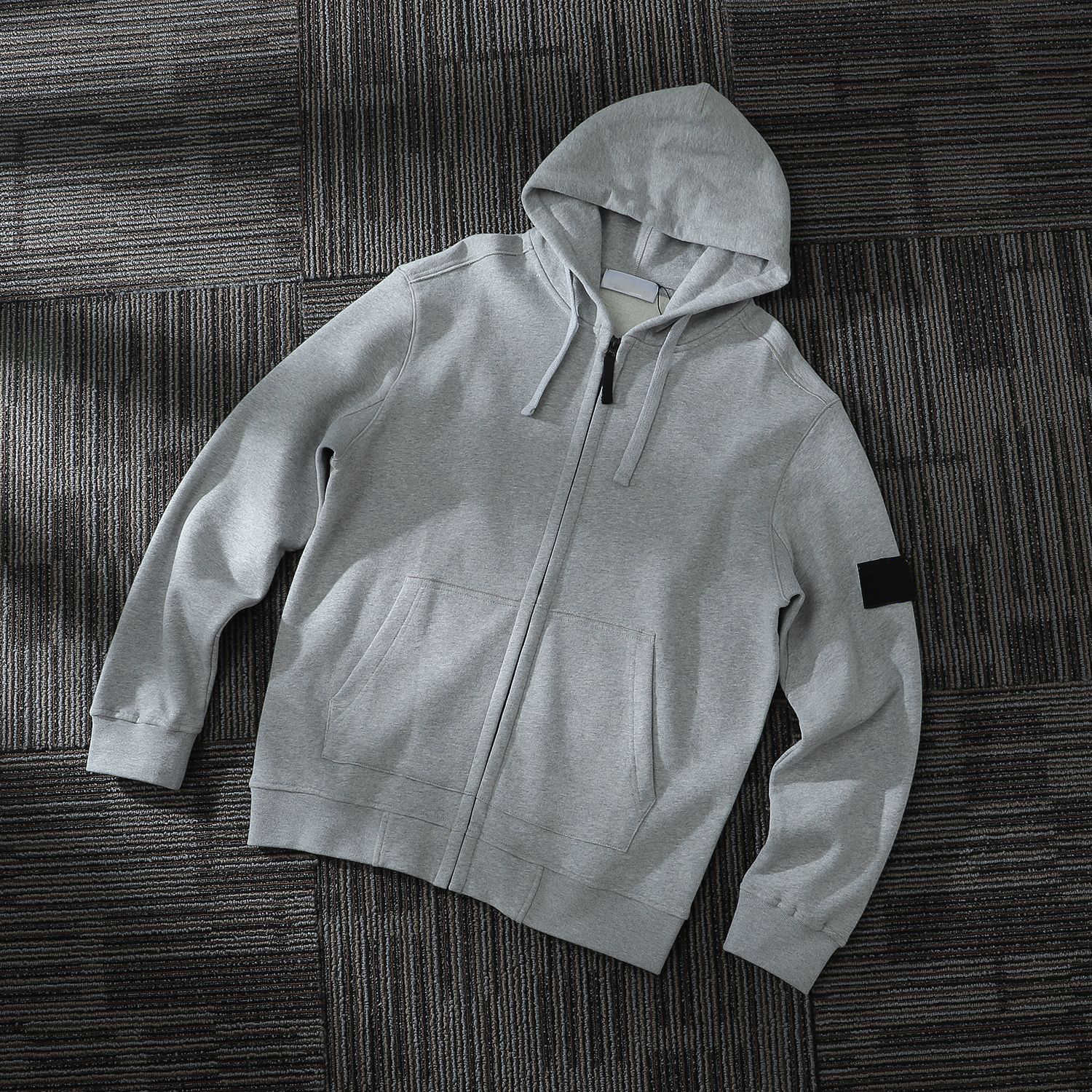 Men's hoodie fall/winter casual loose velvet cotton pocket zipper hooded sweatshirt for men and women, Gray
Men's hoodie fall/winter casual loose velvet cotton pocket zipper hooded sweatshirt for men and women, Gray