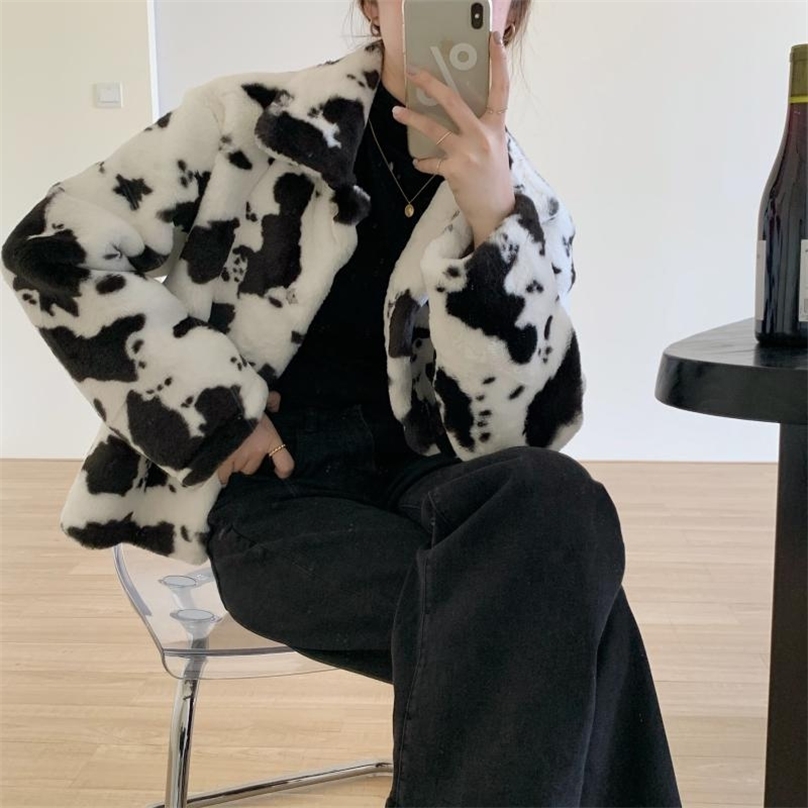 Rayon Warm Retro Cow Printing Feminine Women Elegant Casual Street Stand Collar Winter Coat Jackets Tops 210525, Coffee
Rayon Warm Retro Cow Printing Feminine Women Elegant Casual Street Stand Collar Winter Coat Jackets Tops 210525, Coffee