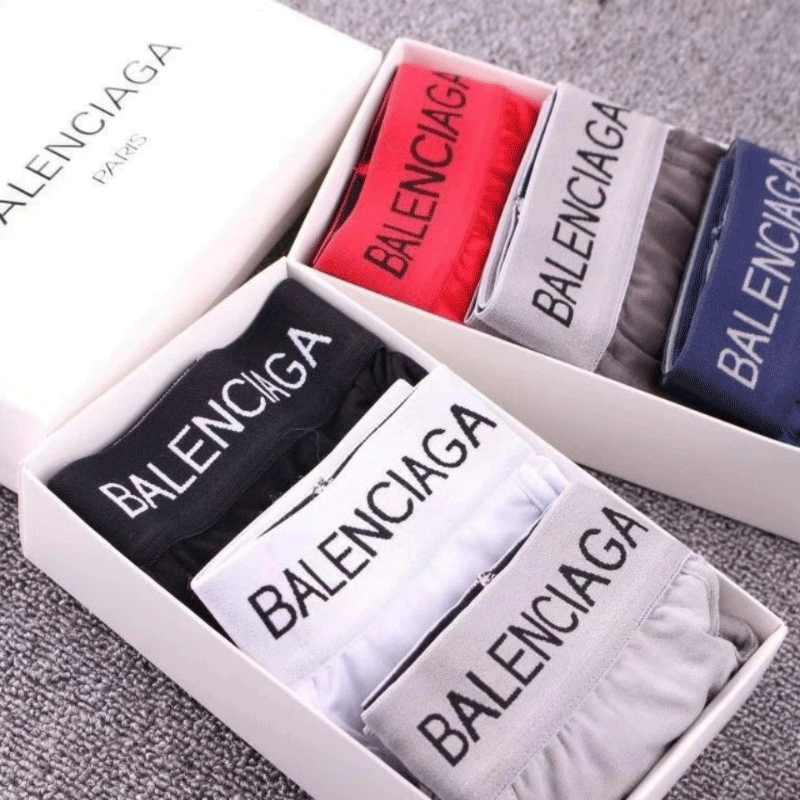 Mens Underwear Famous Designer Underpants 3D Printed Letters Modal Sexy Male Boxer Shorts High Quality Man Underwears England balanciaga M-2XL, Choose 1-2 larger than the us/eur size
Mens Underwear Famous Designer Underpants 3D Printed Letters Modal Sexy Male Boxer Shorts High Quality Man Underwears England balanciaga M-2XL, Choose 1-2 larger than the us/eur size