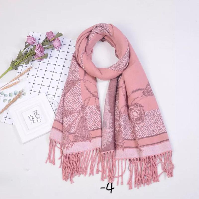 New Fashion Scarves Korean Plaid Letter Tassel Warm Scarf Autumn Winter Wear On Both Sides Faux Cashmere Shawls Wrap Big Mujer
New Fashion Scarves Korean Plaid Letter Tassel Warm Scarf Autumn Winter Wear On Both Sides Faux Cashmere Shawls Wrap Big Mujer