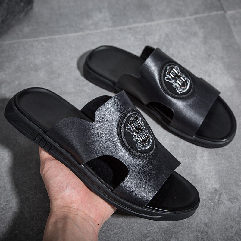 Genuine Leather Non-slip Slippers Men Beach Sandals Comfortable Summer Shoes Men Slippers Classics Men Flip Flops Black White
Genuine Leather Non-slip Slippers Men Beach Sandals Comfortable Summer Shoes Men Slippers Classics Men Flip Flops Black White
