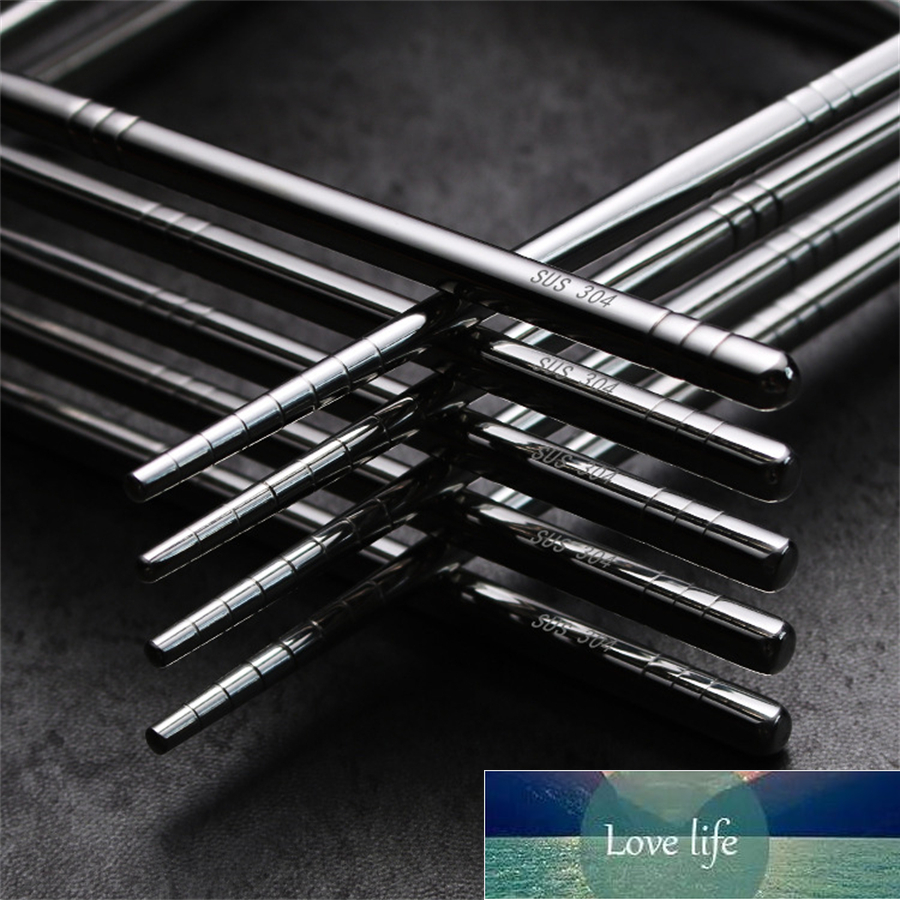 2 Pairs/Set Chinese Stylish Metal Chopsticks Non-Slip Stainless Steel Chop Sticks Set Reusable Food Sticks Kitchen Sushi Sticks Factory price expert d