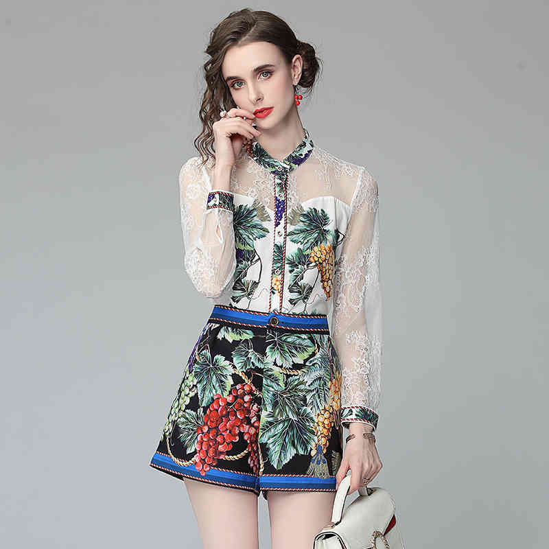 blended printed grape and lace long-sleeved shirt + waist short two-piece suit 210525, Color
blended printed grape and lace long-sleeved shirt + waist short two-piece suit 210525, Color